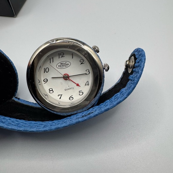 Wolf Design Travel Alarm Clock - Picture 3 of 7